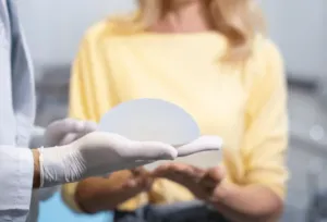 Primo piano su una protesi Primo piano su una protesi